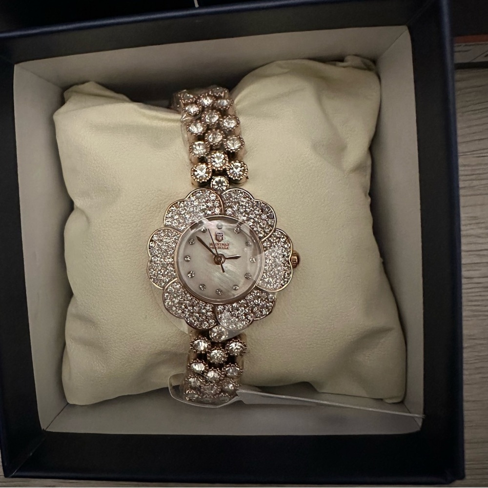 Montres Prestige X Invicta Women's Watch - 28mm, Rose Gold (MPW-0235) - Picture 5 of 10
